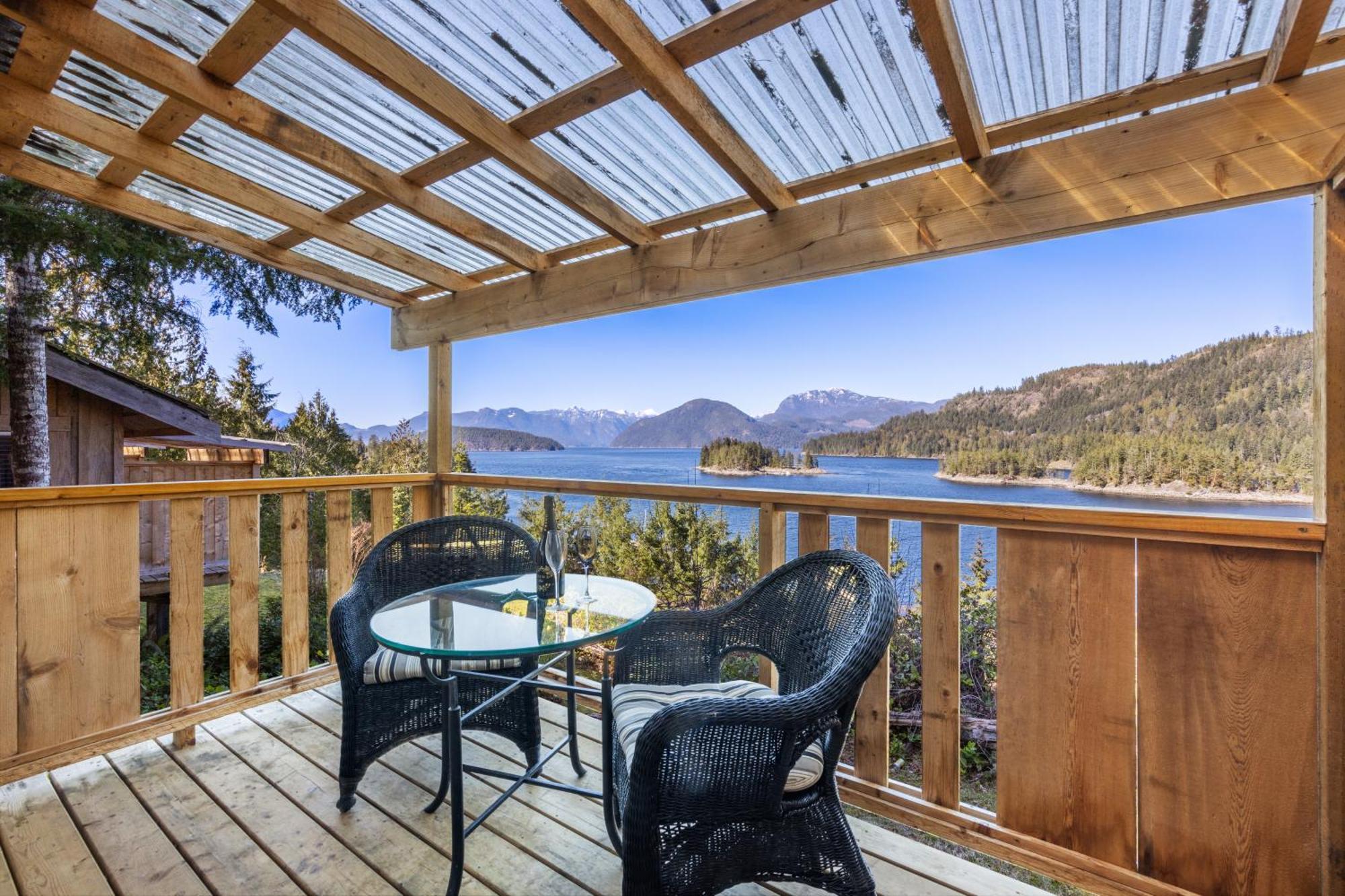 West Coast Wilderness Lodge Egmont Экстерьер фото